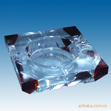 產(chǎn)品名稱:水晶拼角煙灰缸/水晶煙灰缸/酒店用品 材質(zhì):k9水晶/人造水晶