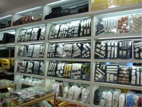 柳州市 產品摘要: 柳州天澳酒店用品專業成產銷售中高檔酒店